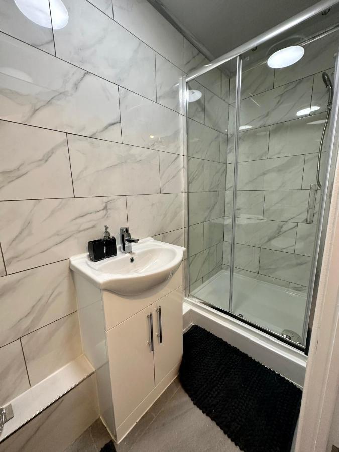 Luton Town Centre Apartment Экстерьер фото
